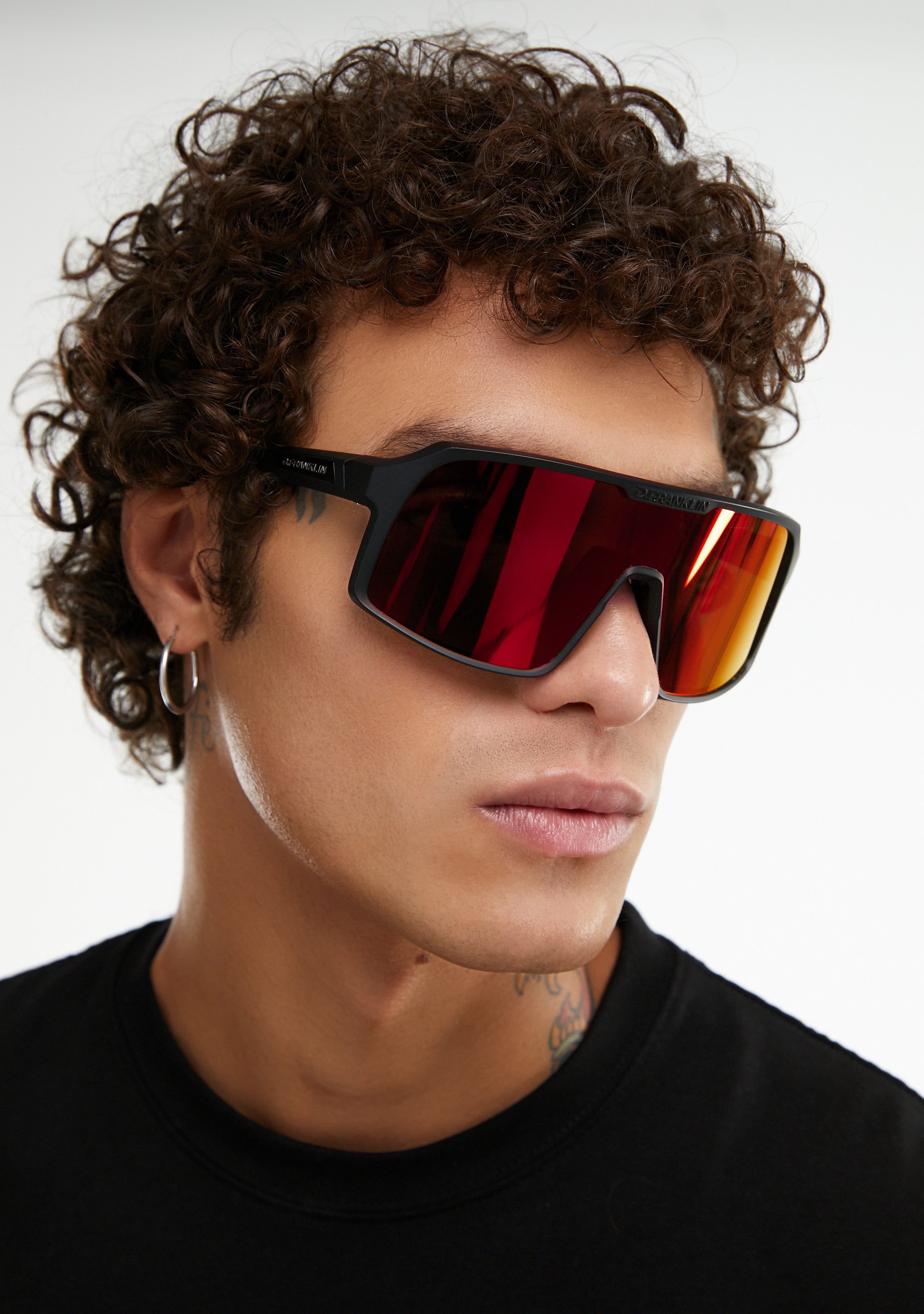 Wind Black/Red