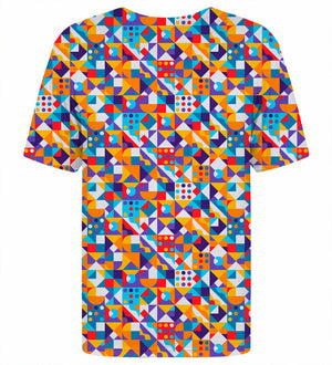 Geometrikus mintás póló