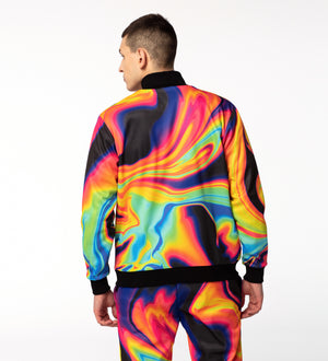 Holographic mintás szett férfi modellen