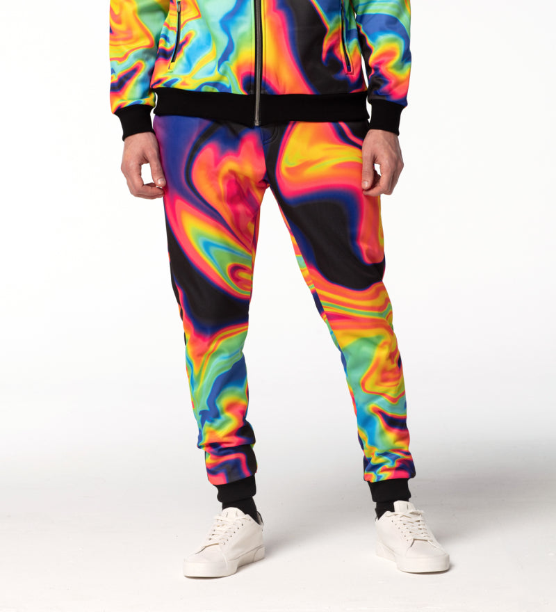 Holographic mintás szett férfi modellen