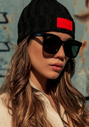 D.Franklin 993 Black női napszemüveg Női modellen